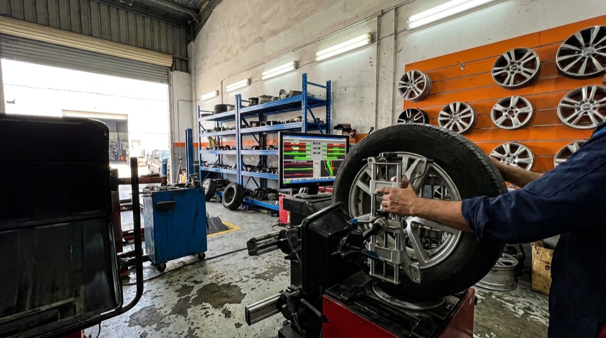 Wheel alignment & balancing